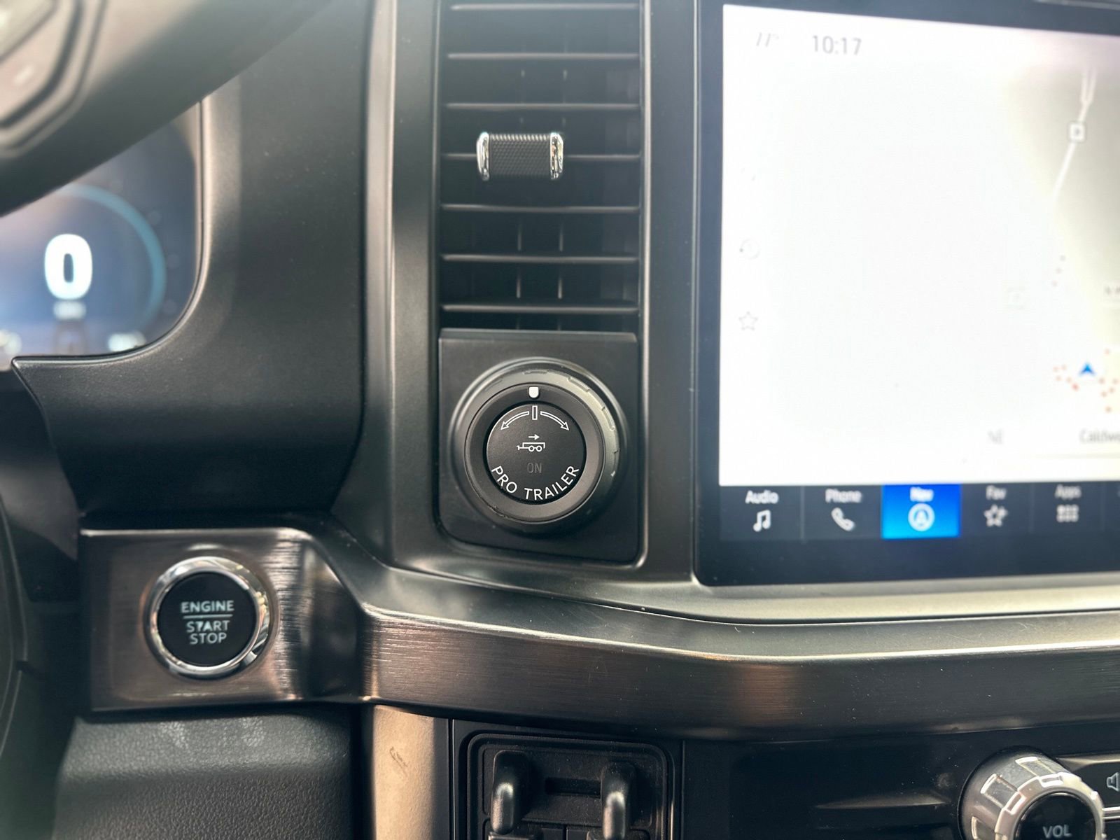 Used 2023 Ford F350 Lariat w/ Lariat Ultimate Package image 37