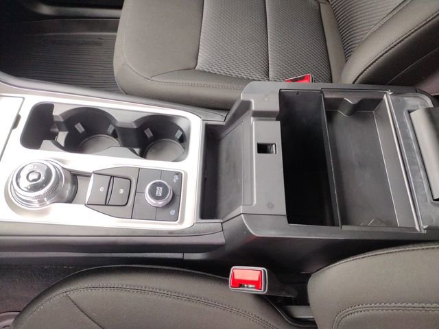 Used 2022 Ford Explorer XLT image 27