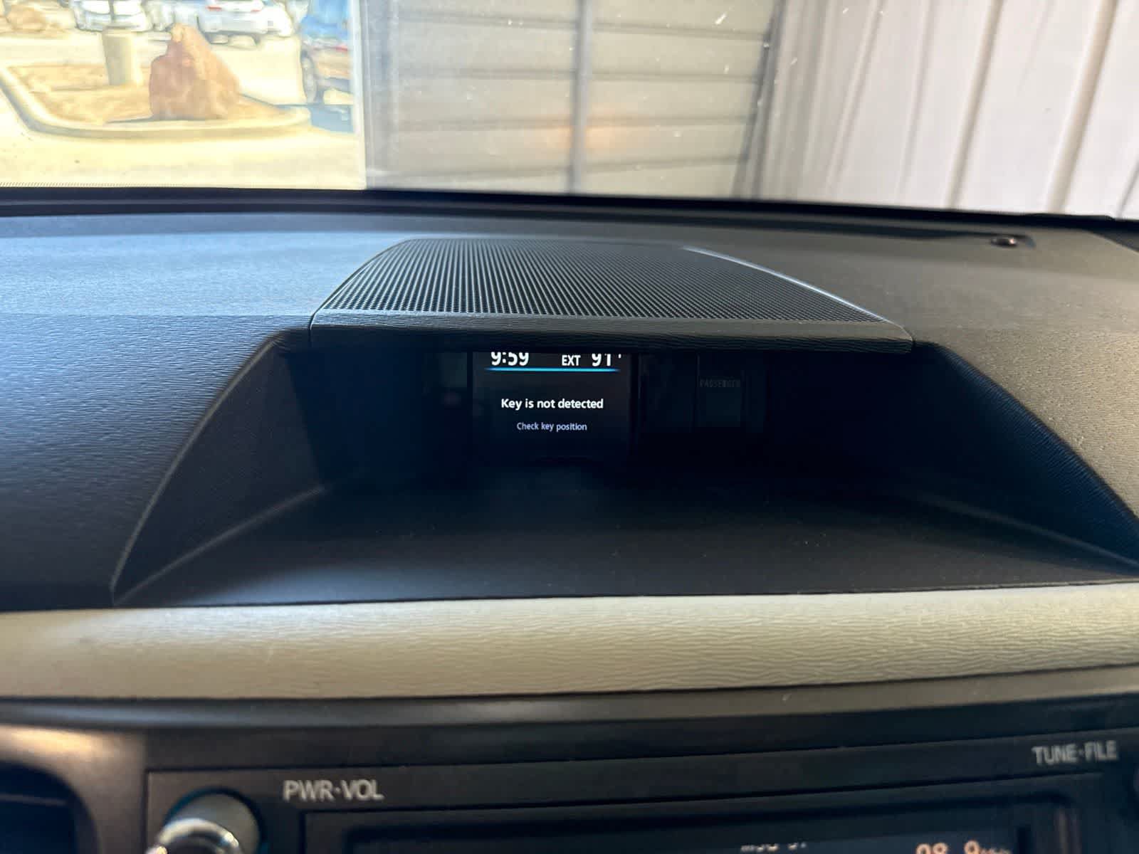 Used 2014 Toyota Sienna XLE w/ XLE Premium Package FWD image 23