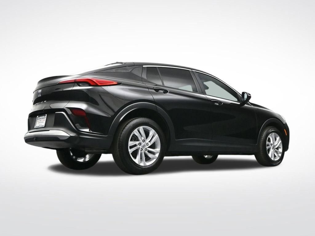 Used 2024 Buick Envista Preferred w/ Advanced Safety Package FWD image 28