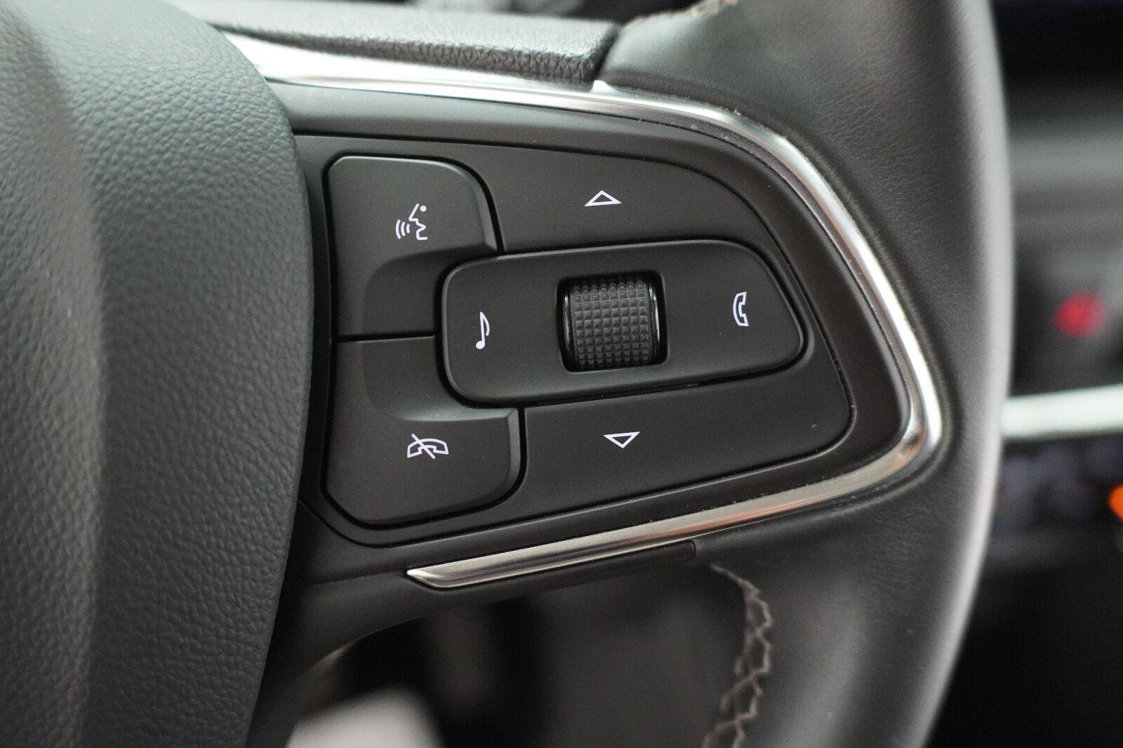 Used 2025 Buick Encore GX Preferred FWD image 10