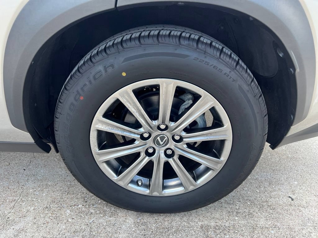 Used 2020 Lexus NX 300h AWD w/ Comfort Package image 9