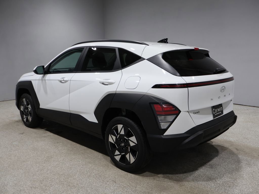 Used 2025 Hyundai Kona SEL image 4