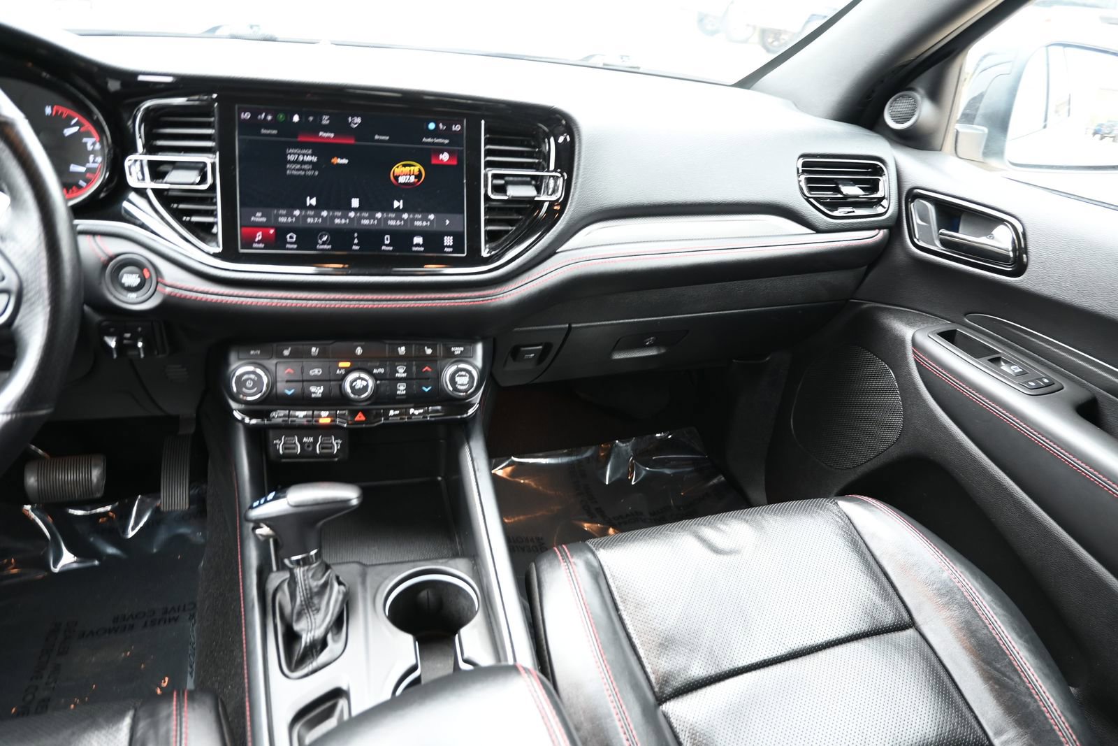 Used 2024 Dodge Durango GT image 17