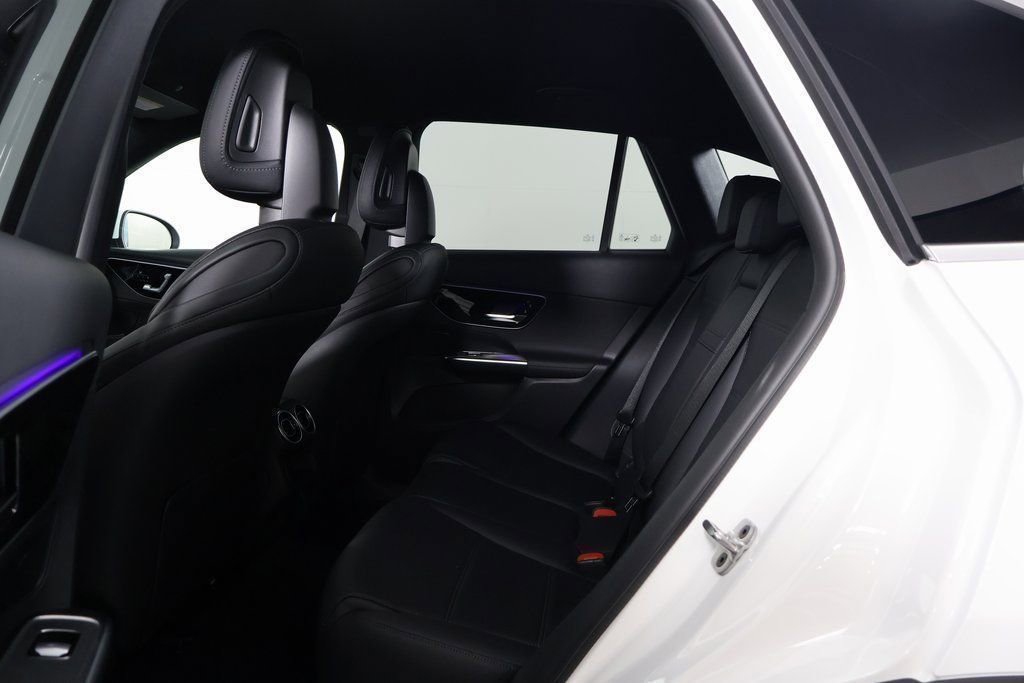 New 2026 Mercedes-Benz GLC 300 image 6