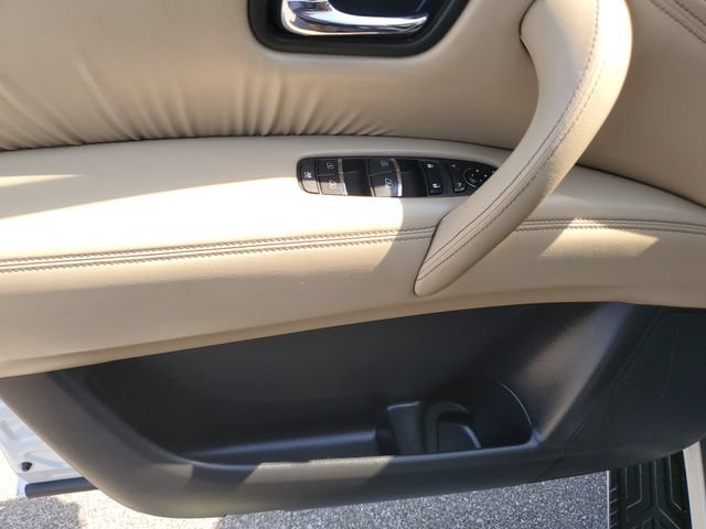 Used 2021 Nissan Armada SL AWD/4WD image 22