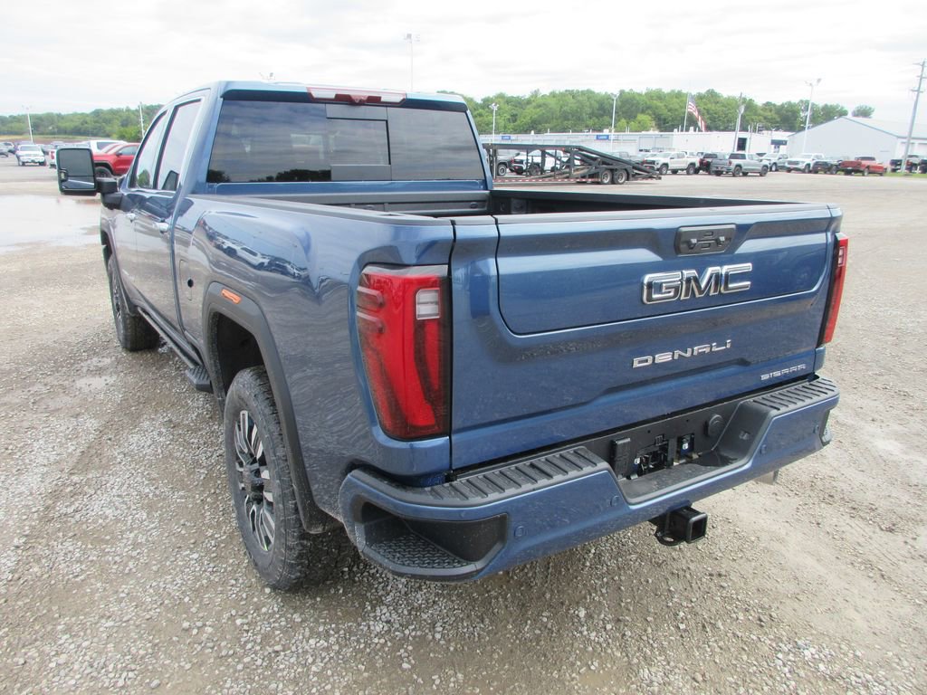 New 2026 GMC Sierra 2500 Denali Ultimate AWD/4WD image 9