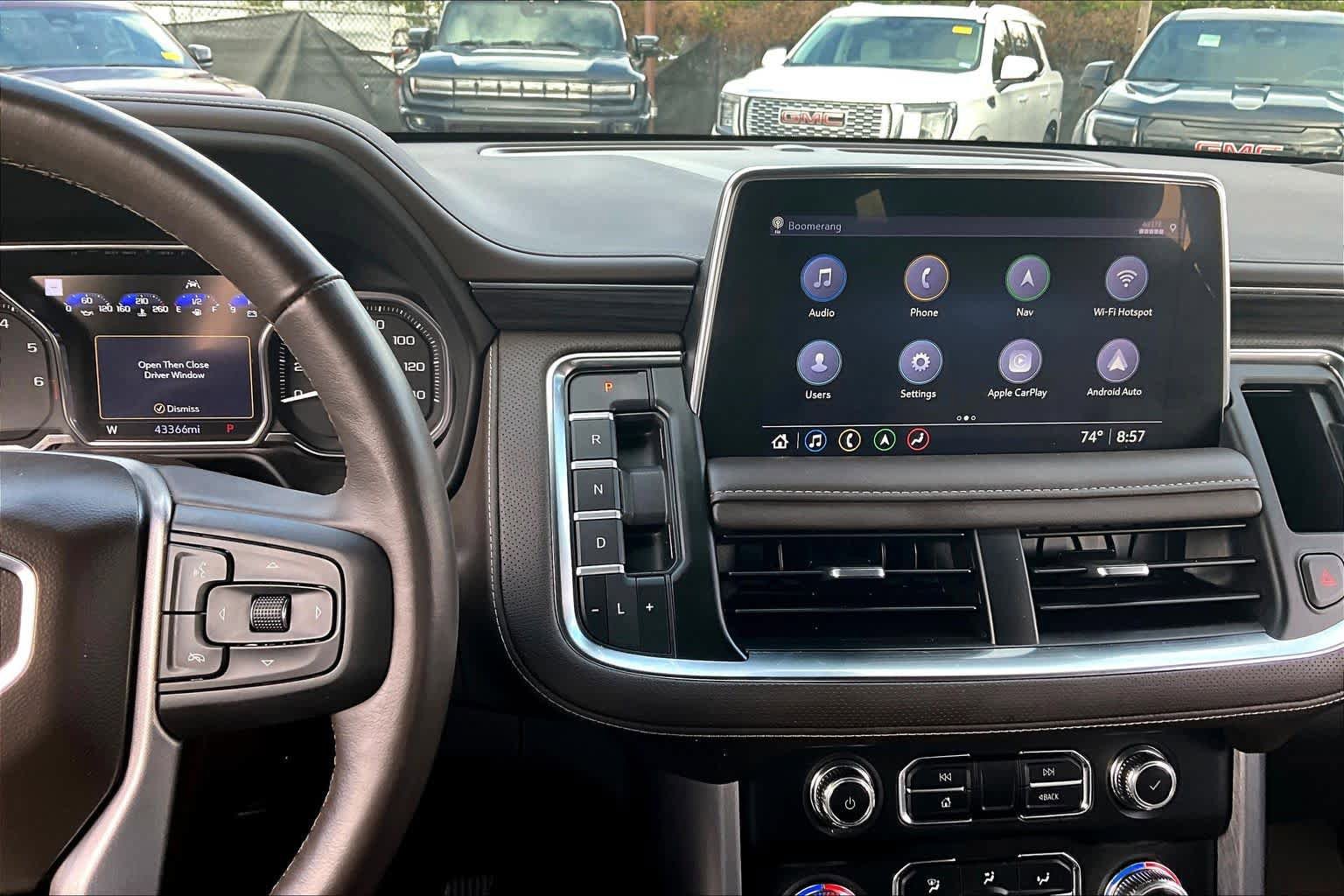 Used 2021 GMC Yukon SLT w/ SLT Premium Package image 7