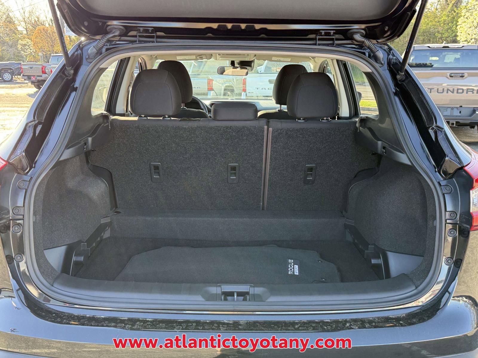 Used 2022 Nissan Rogue Sport S AWD/4WD image 13