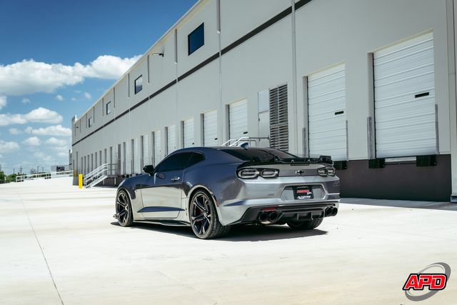 Used 2020 Chevrolet Camaro SS RWD image 47