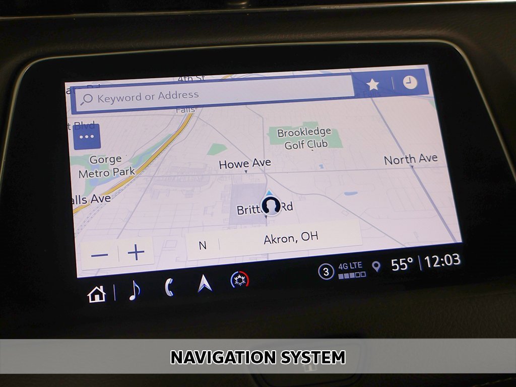 Used 2022 Cadillac XT4 Premium Luxury w/ Enhanced Visibility Package image 3