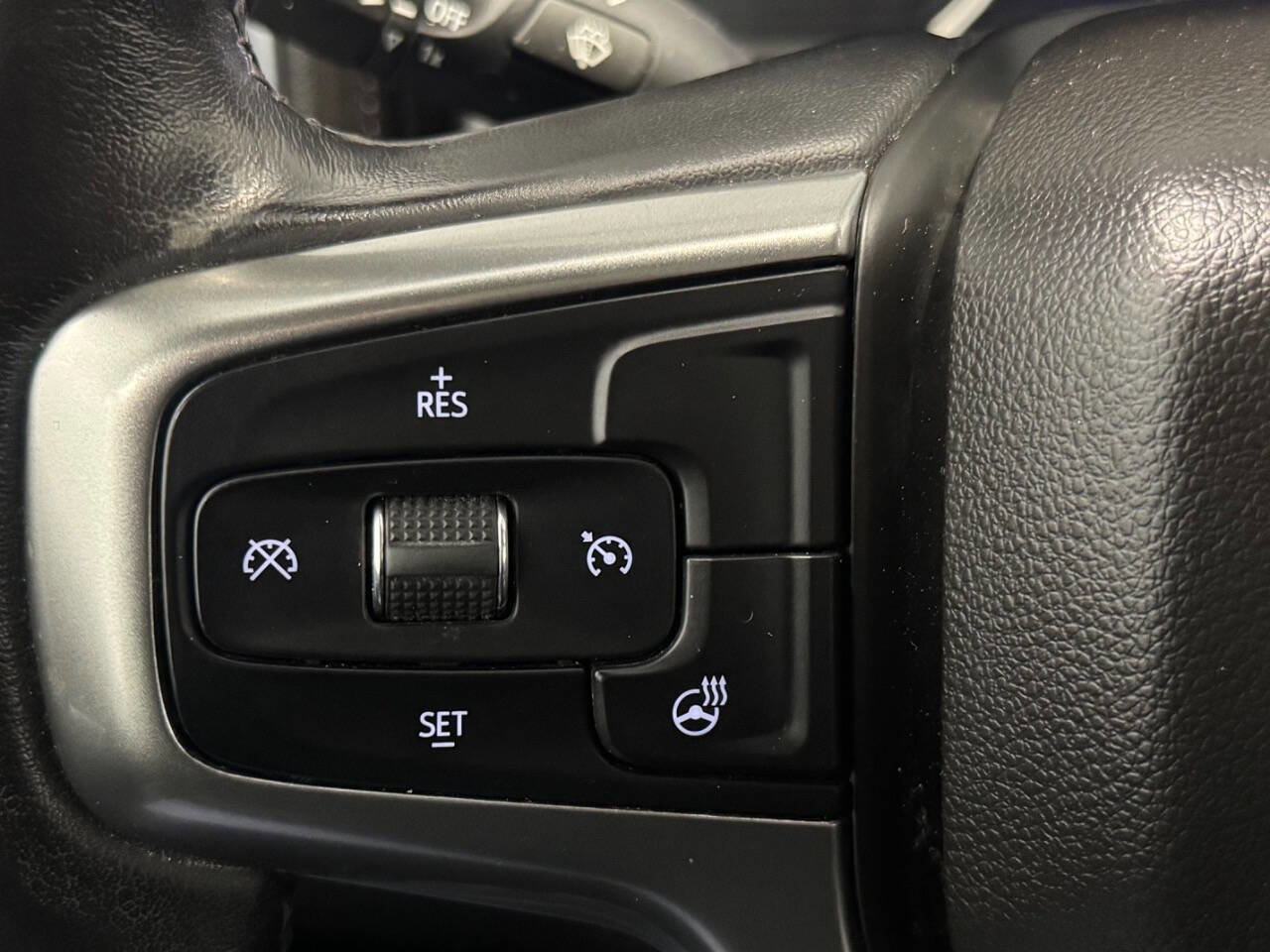 Used 2019 Chevrolet Silverado 1500 RST image 39