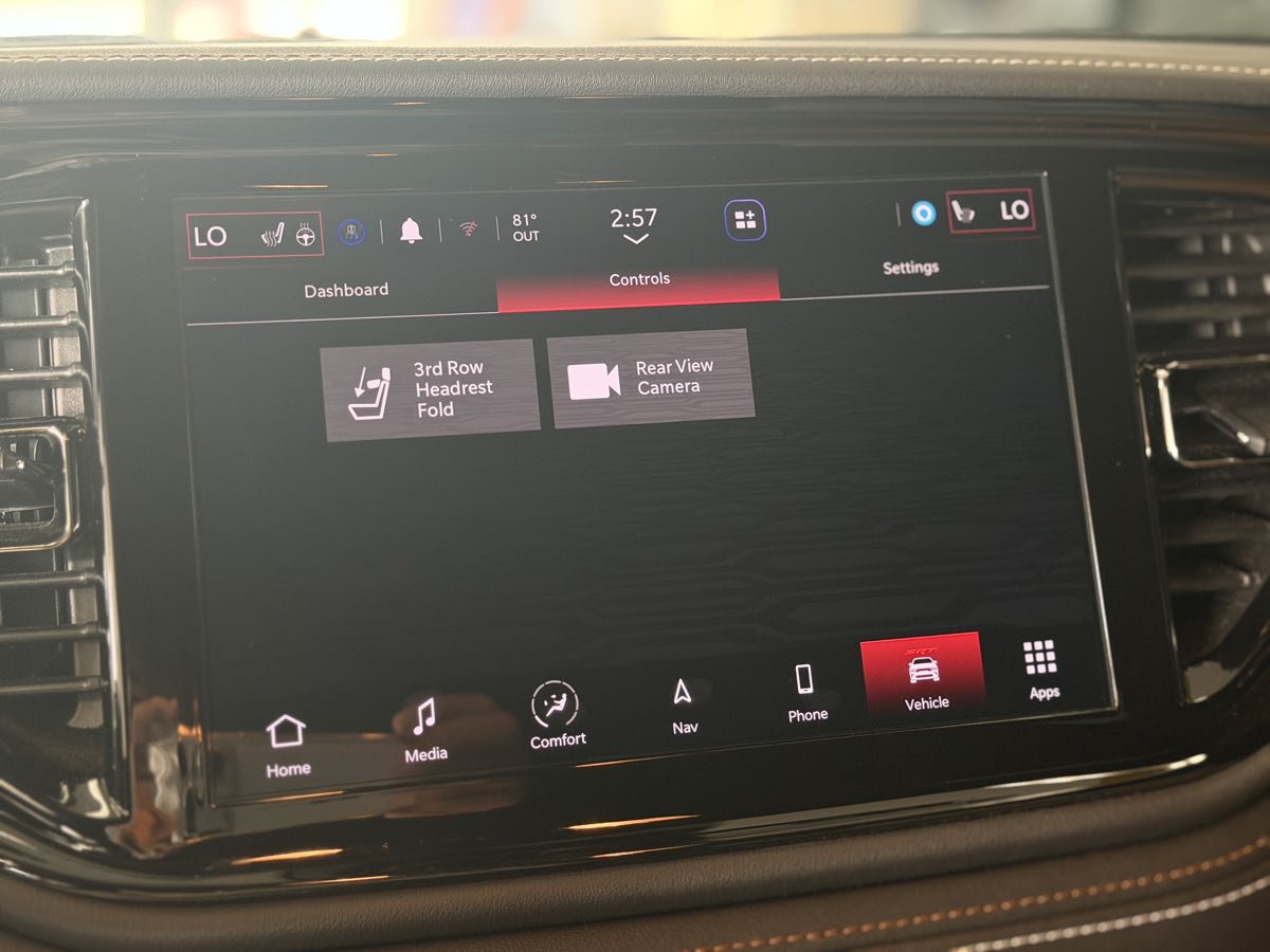 Used 2025 Dodge Durango SRT Hellcat AWD/4WD image 57