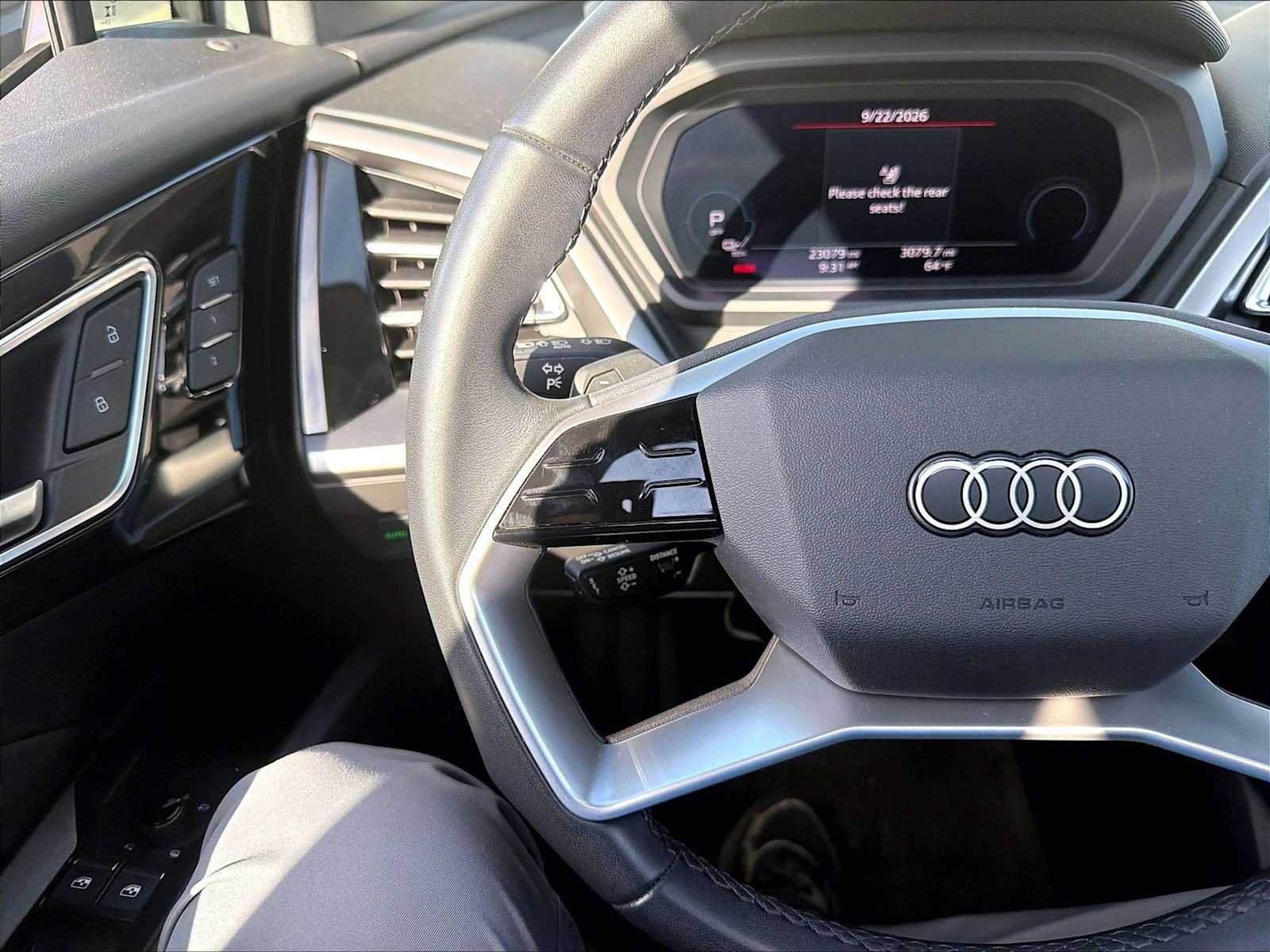 Used 2024 Audi Q4 e-tron Premium Plus w/ Premium Plus AWD/4WD image 20