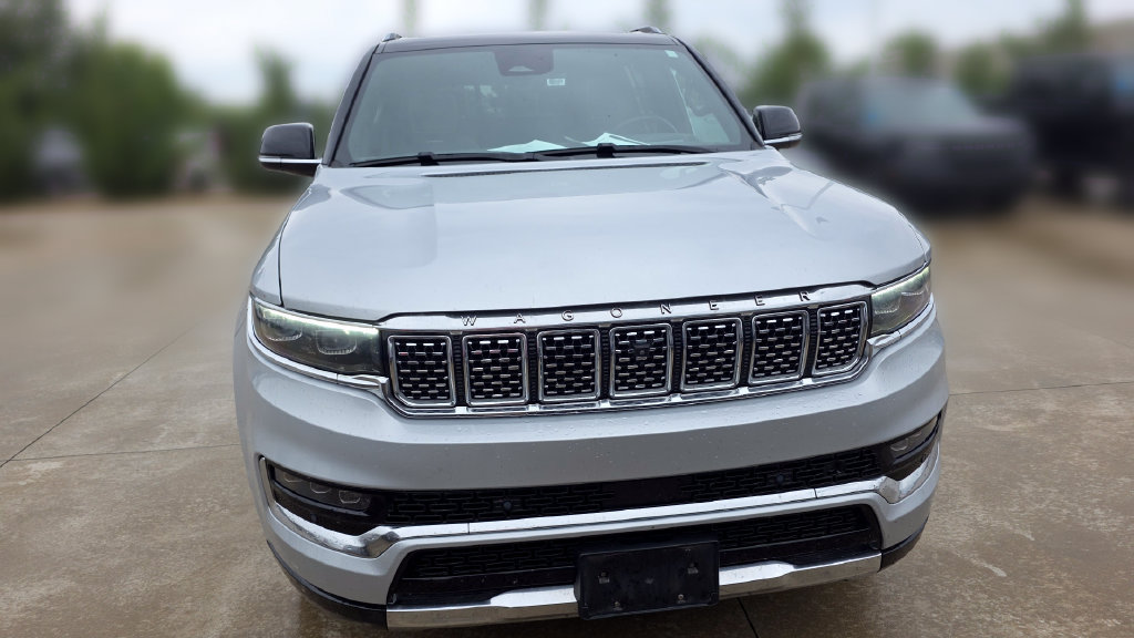 Used 2024 Jeep Grand Wagoneer L Series III AWD/4WD image 8