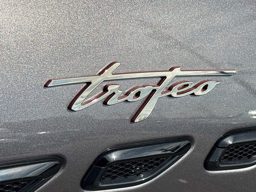 Used 2024 Maserati Grecale Trofeo image 9