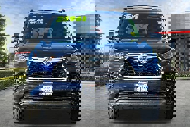 Used 2020 Toyota Highlander LE image 10