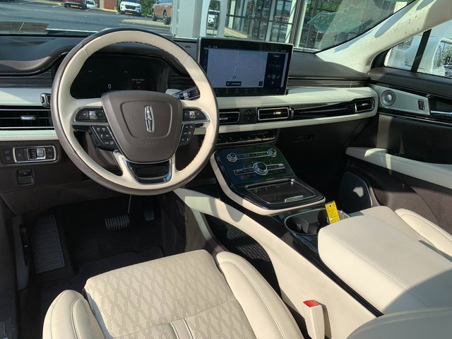 Certified 2023 Lincoln Nautilus Black Label AWD/4WD image 20