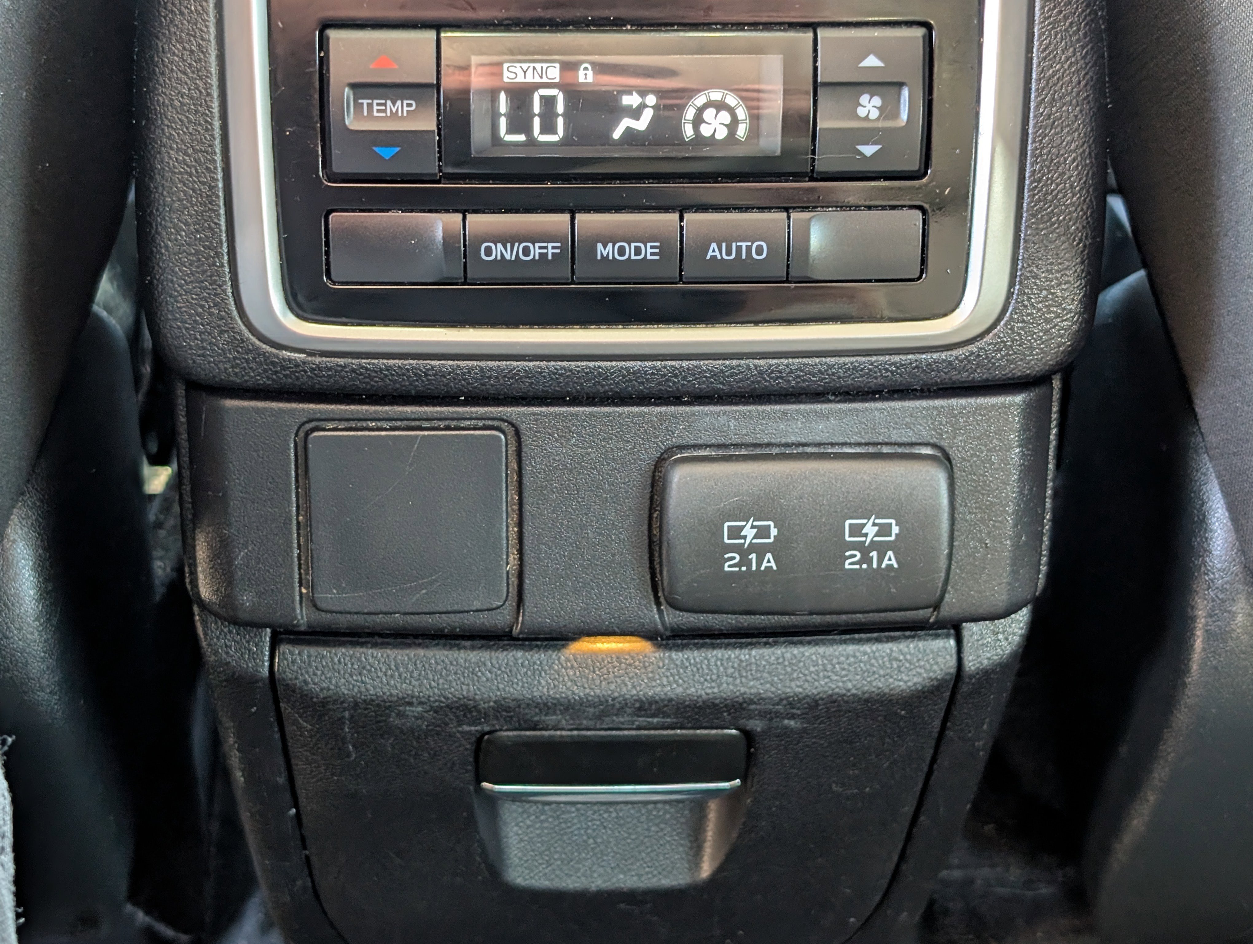 Used 2021 Subaru Ascent Premium AWD/4WD image 29
