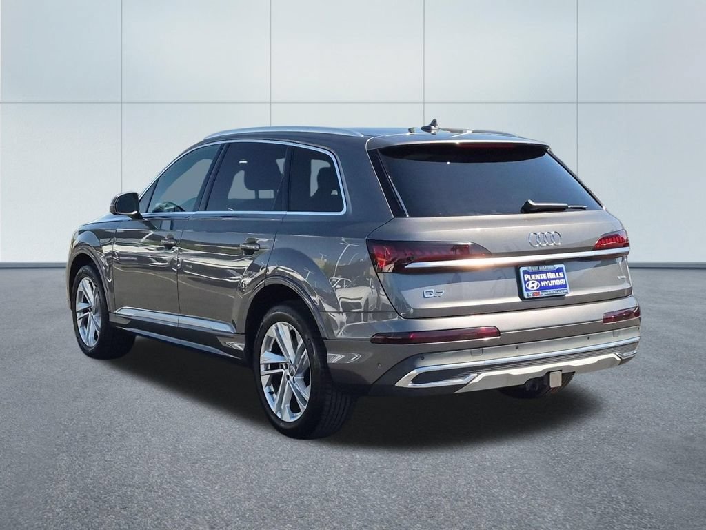 Used 2021 Audi Q7 2.0T Premium w/ Convenience Package AWD/4WD image 4