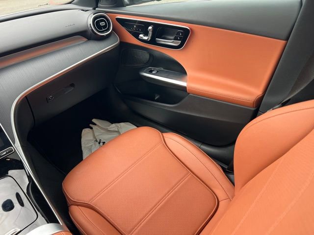 Used 2025 Mercedes-Benz C 300 4MATIC Sedan image 13