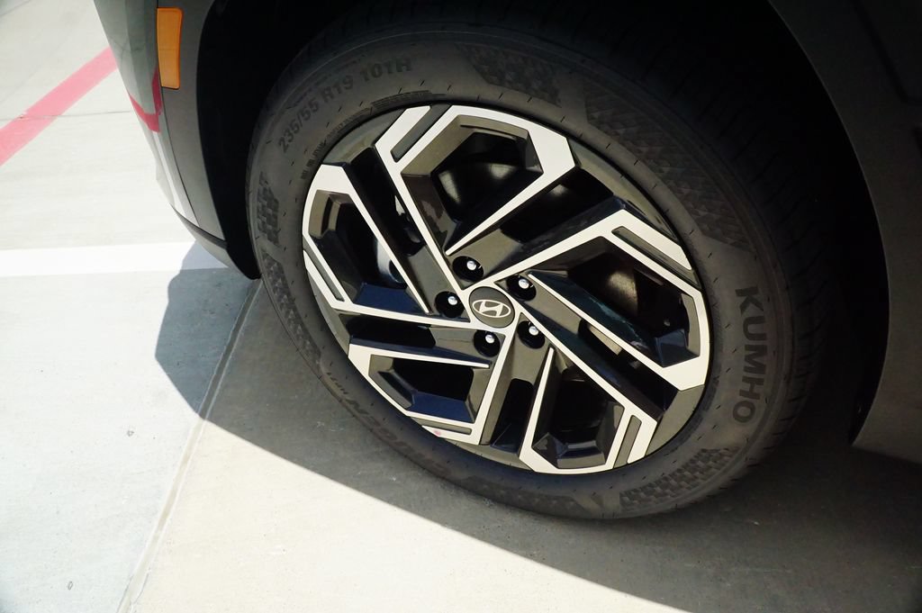 New 2026 Hyundai Tucson SEL Plus FWD image 8