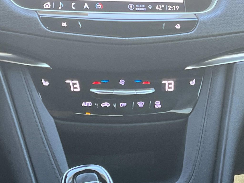 Certified 2022 Cadillac XT5 Premium Luxury image 17