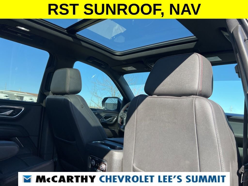 Used 2022 Chevrolet Suburban RST w/ Luxury Package image 41