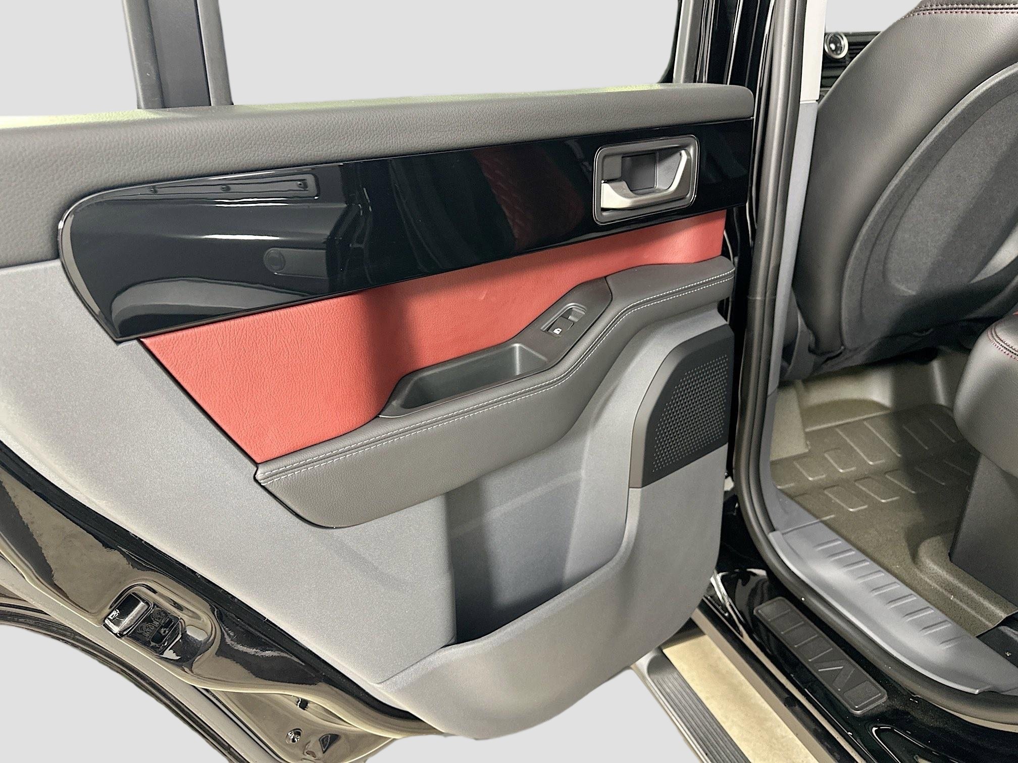 New 2024 INEOS Grenadier Fieldmaster Edition image 35