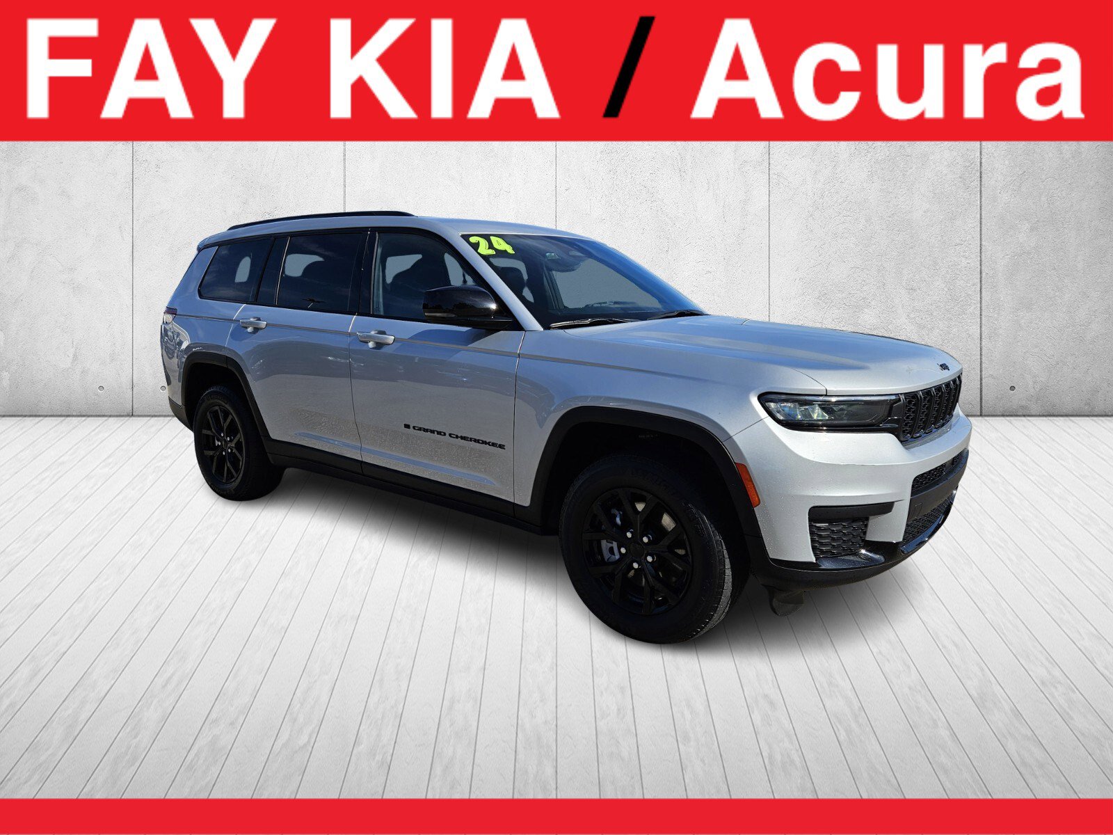 Used 2024 Jeep Grand Cherokee L Laredo