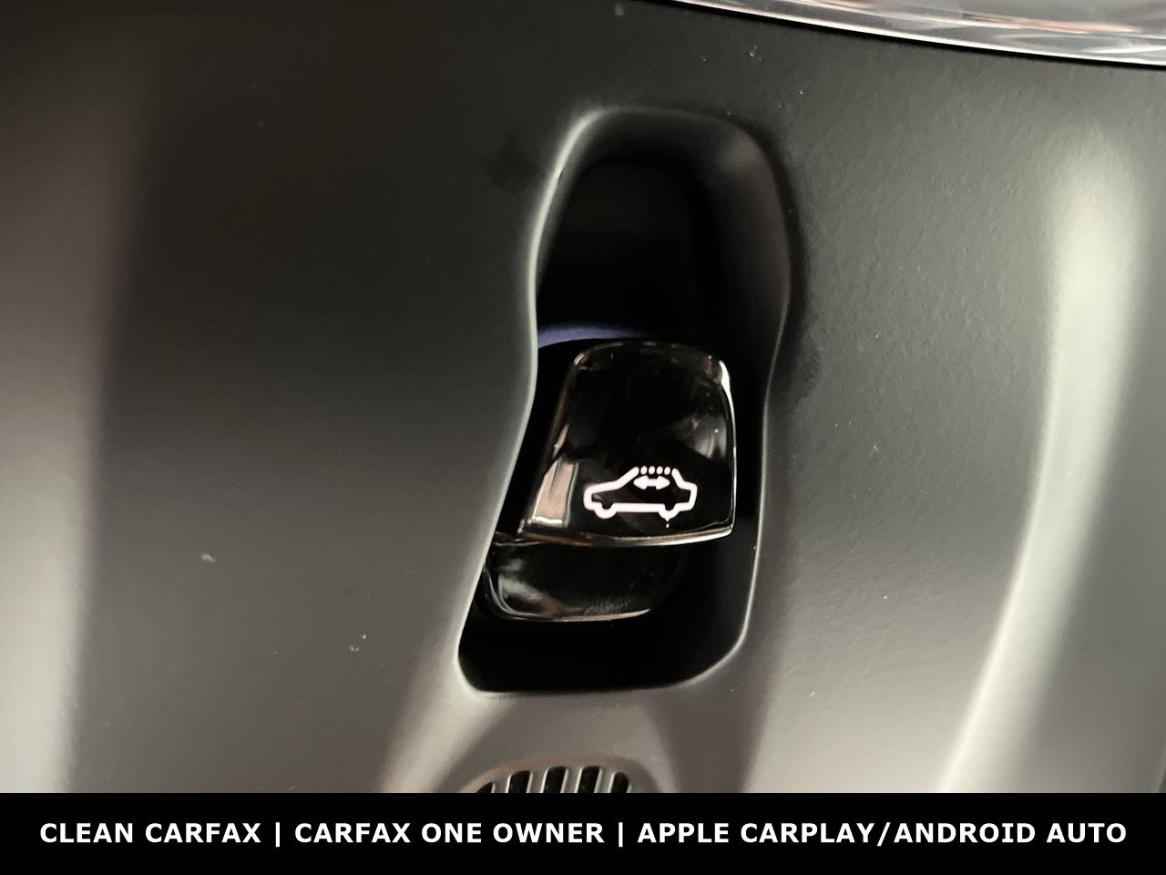 Used 2020 Volvo V60 T5 Cross Country AWD/4WD image 26