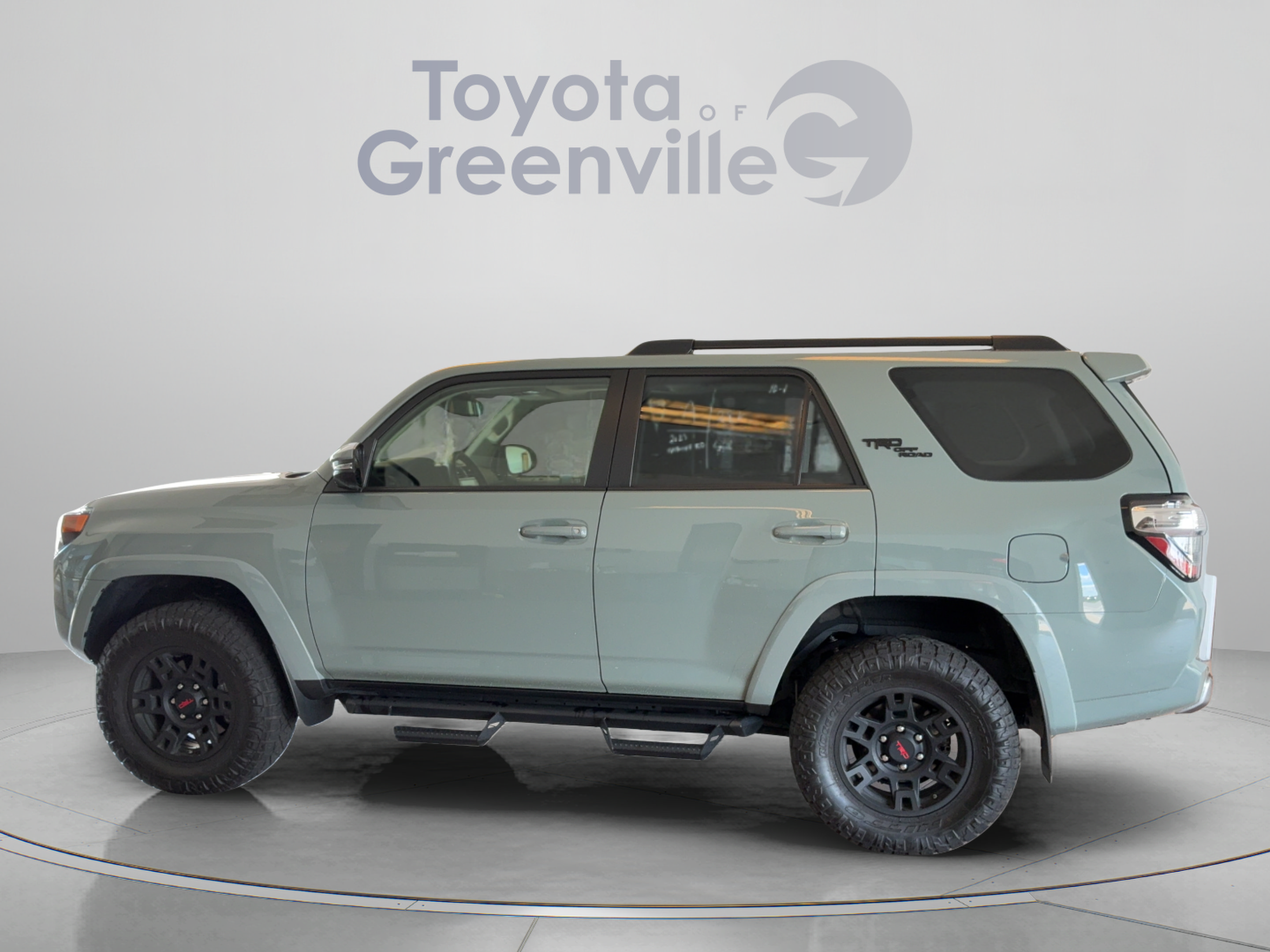 Used 2023 Toyota 4Runner TRD Off-Road Premium w/ Moonroof Package AWD/4WD image 2
