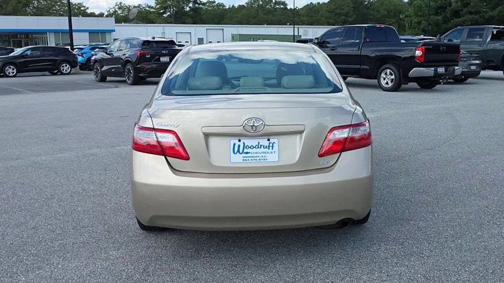 Used 2007 Toyota Camry LE FWD image 7