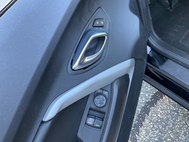 Used 2020 Chevrolet Camaro LT RWD image 8