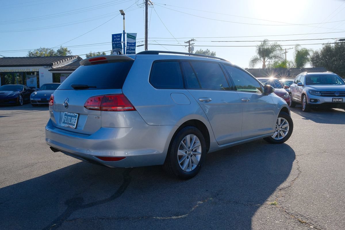 Used 2016 Volkswagen Golf SE FWD image 6