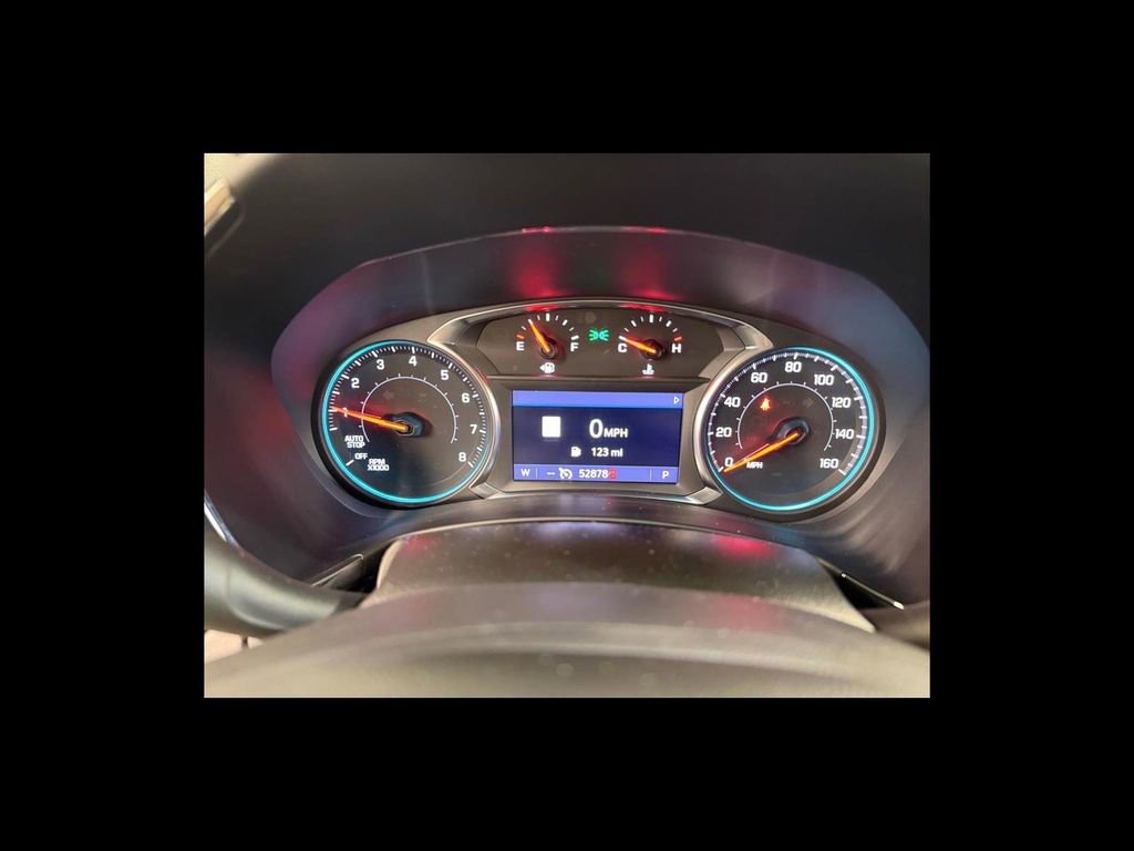 Used 2022 Chevrolet Equinox RS w/ Infotainment Package image 15