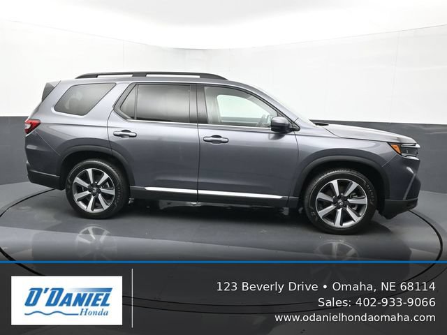 Used 2024 Honda Pilot Touring image 7
