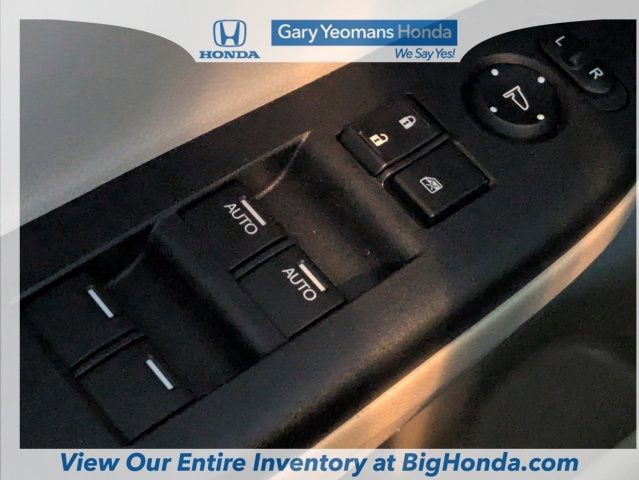 Used 2017 Honda Accord Touring image 23