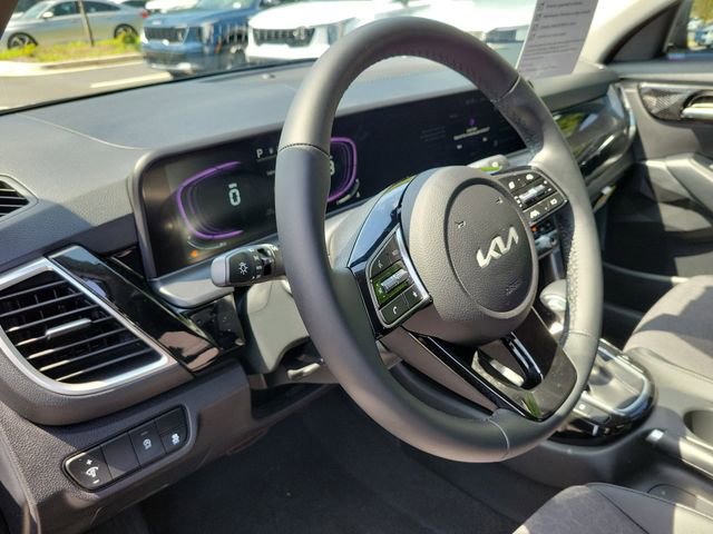 New 2026 Kia Seltos S FWD image 18