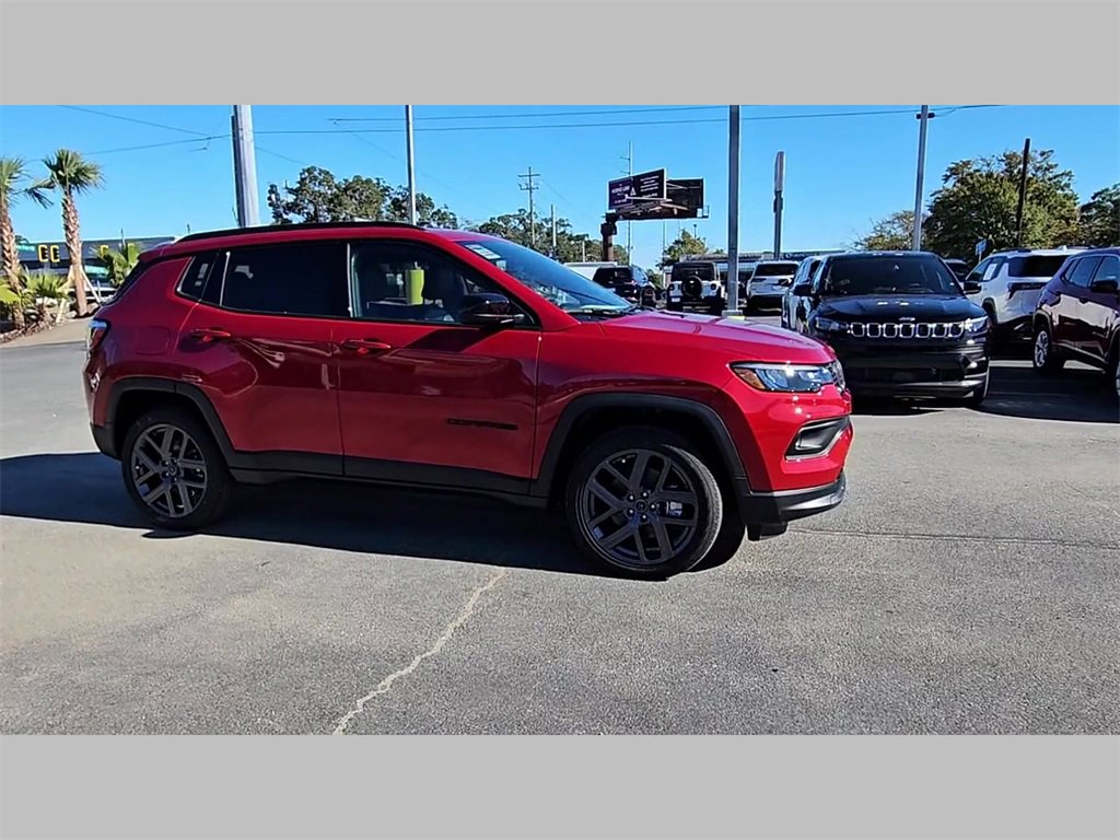 New 2026 Jeep Compass Latitude image 34
