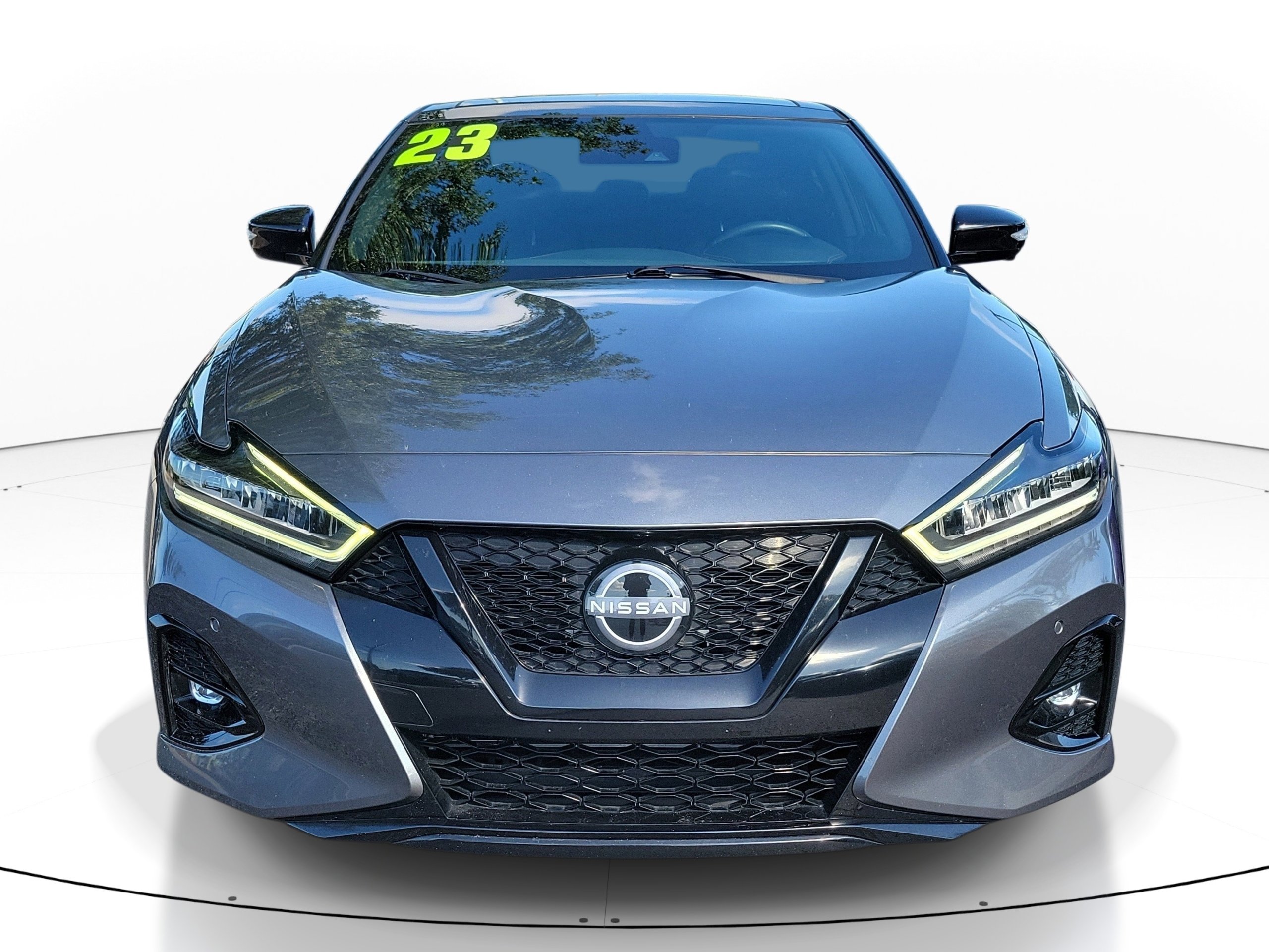Certified 2023 Nissan Maxima SR w/ Sport Mat Group FWD image 2