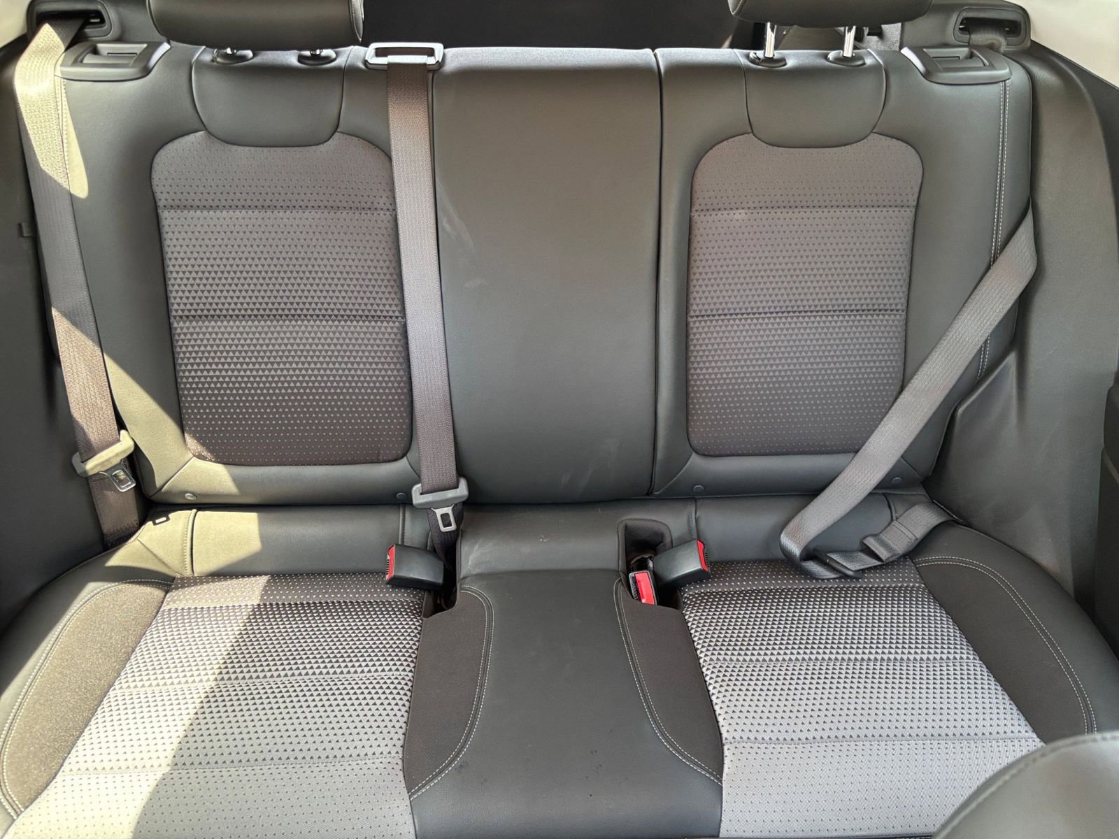 Used 2025 Chevrolet Trax LT FWD image 37
