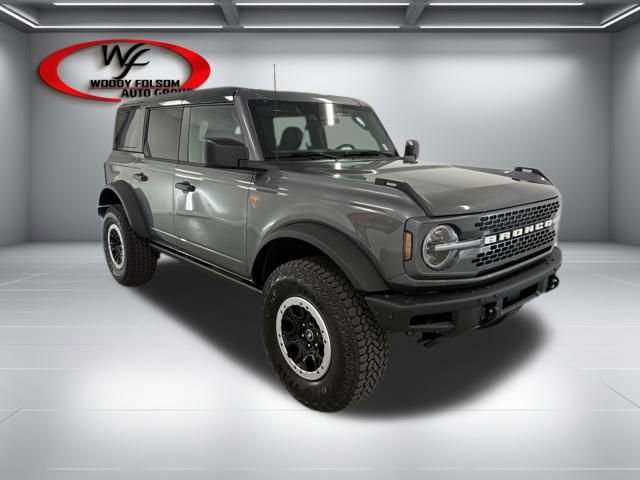 New 2026 Ford Bronco Badlands w/ Sasquatch Package image 3
