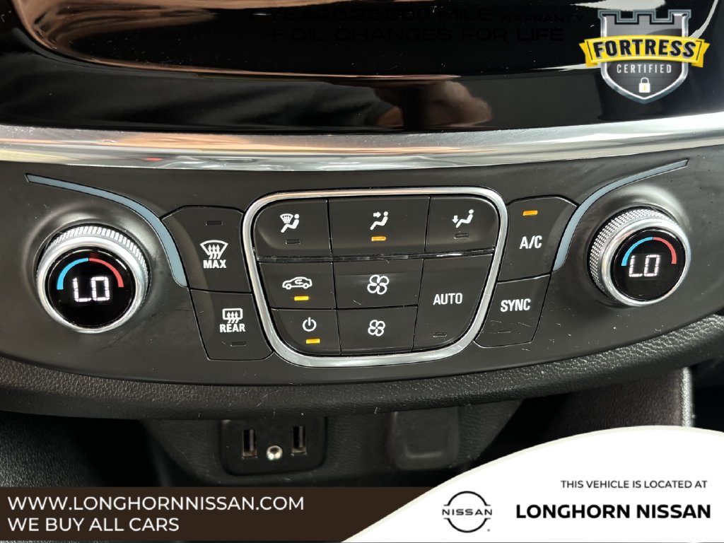 Used 2023 Chevrolet Traverse LT FWD image 17