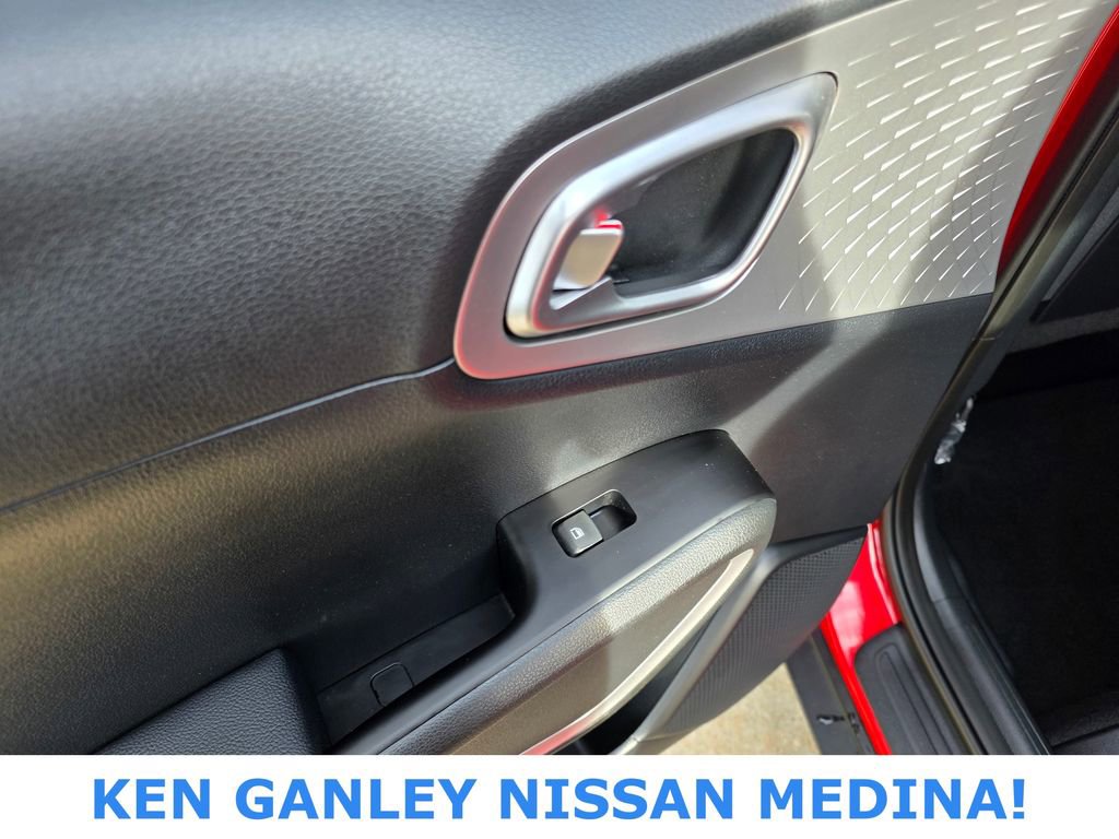 Used 2023 Kia Soul LX image 40