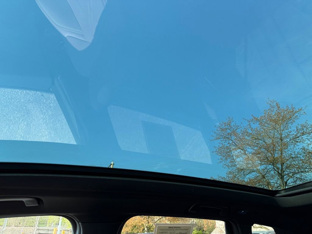 Used 2026 BMW X3 M50 w/ Premium Package image 33