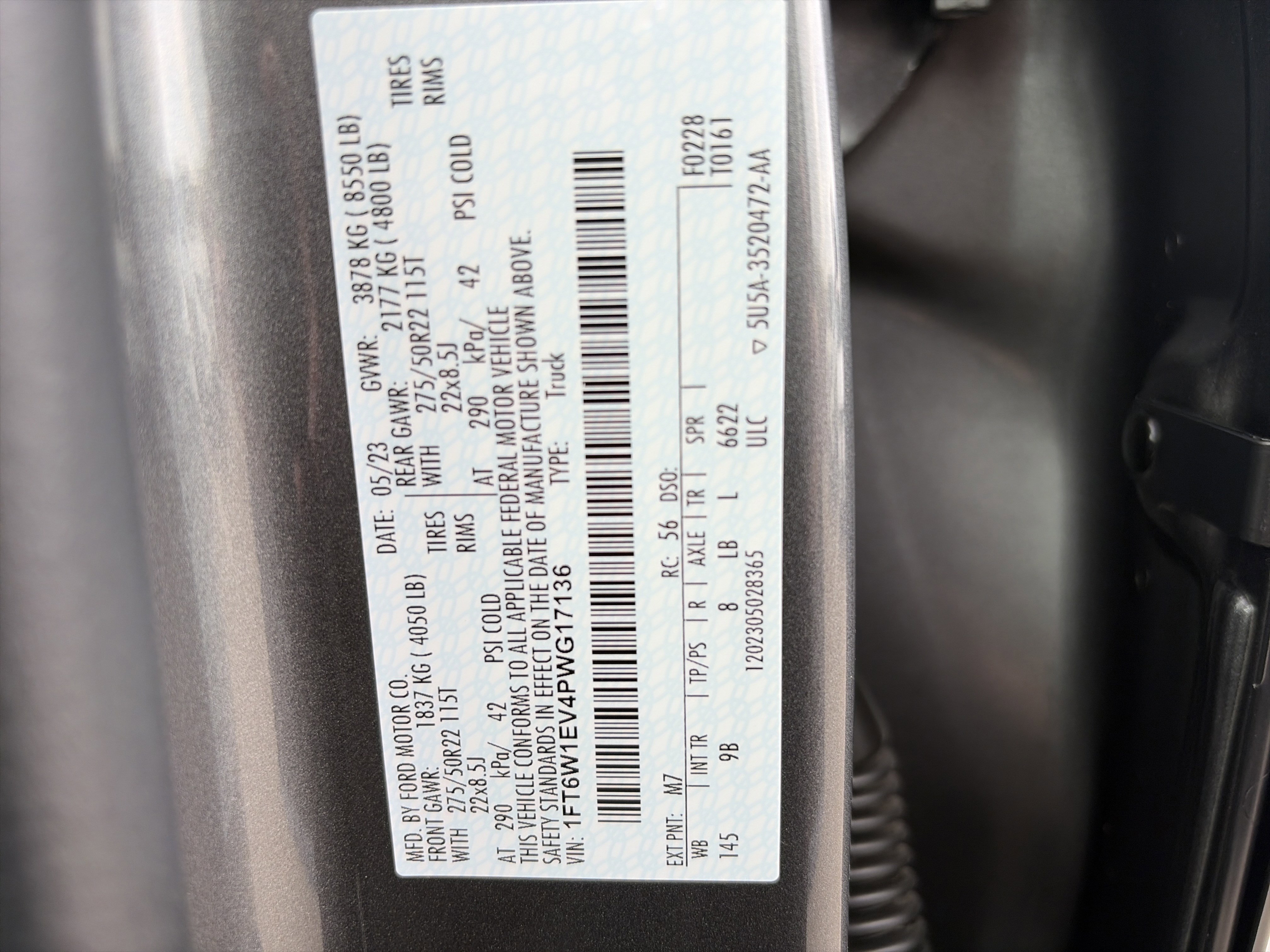 Used 2023 Ford F150 Lightning Platinum AWD/4WD image 39