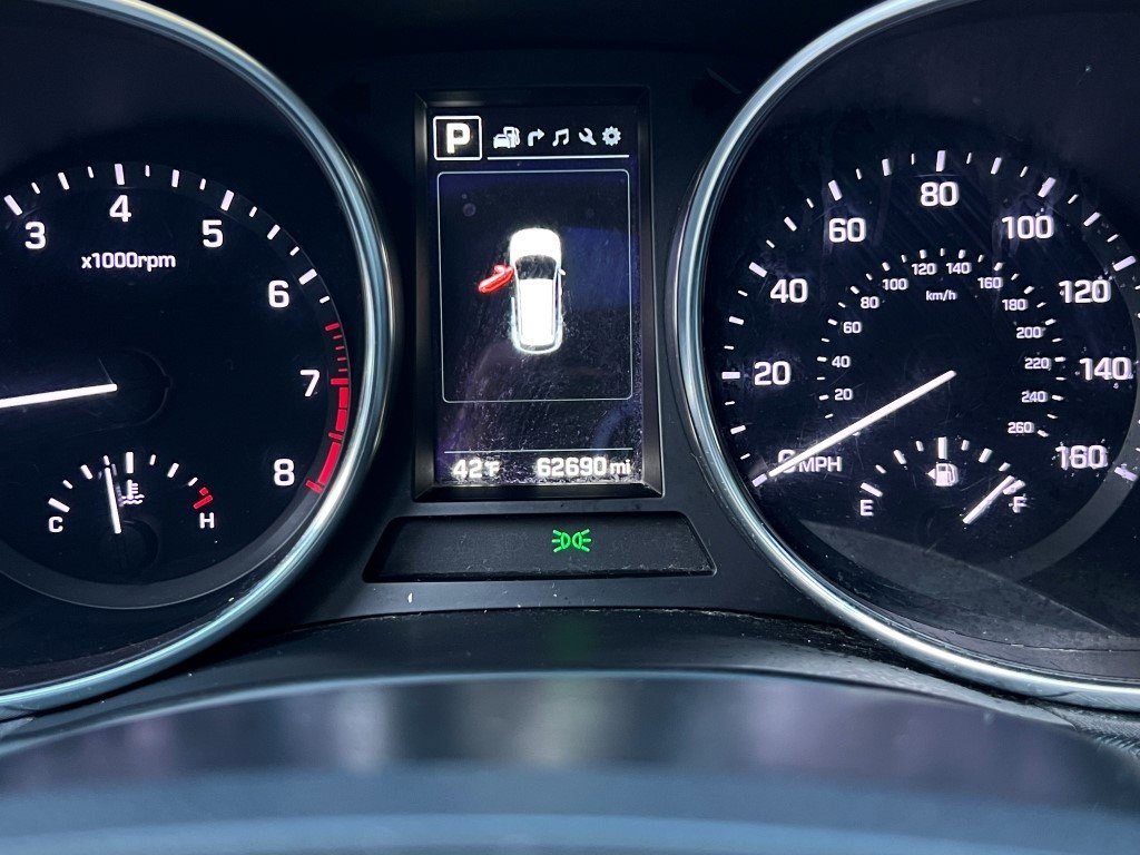 Used 2017 Hyundai Santa Fe Sport image 28