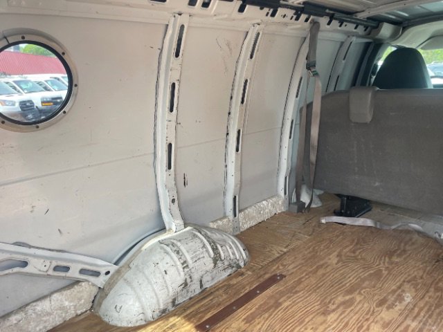 Used 2014 Chevrolet Express 1500 image 17