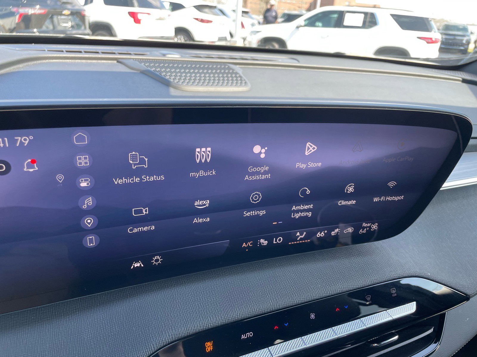 Used 2025 Buick Enclave Preferred image 7